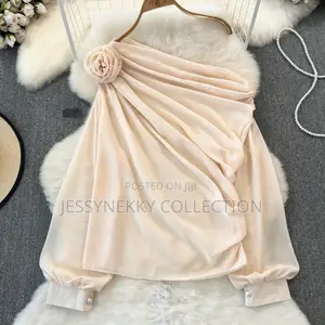 Quality Luxurious Ladies Chiffon Top