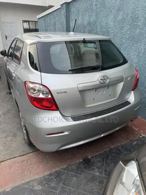 Toyota Matrix 2010 Silver