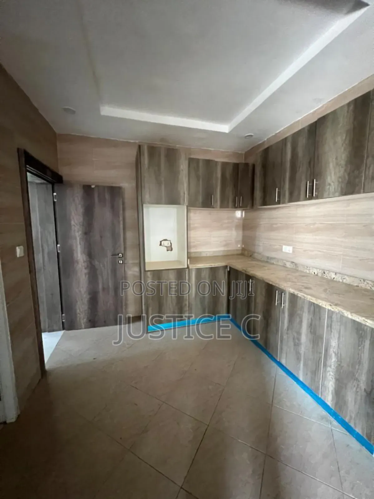 4bdrm Apartment in Jahi By Gilmor for rent