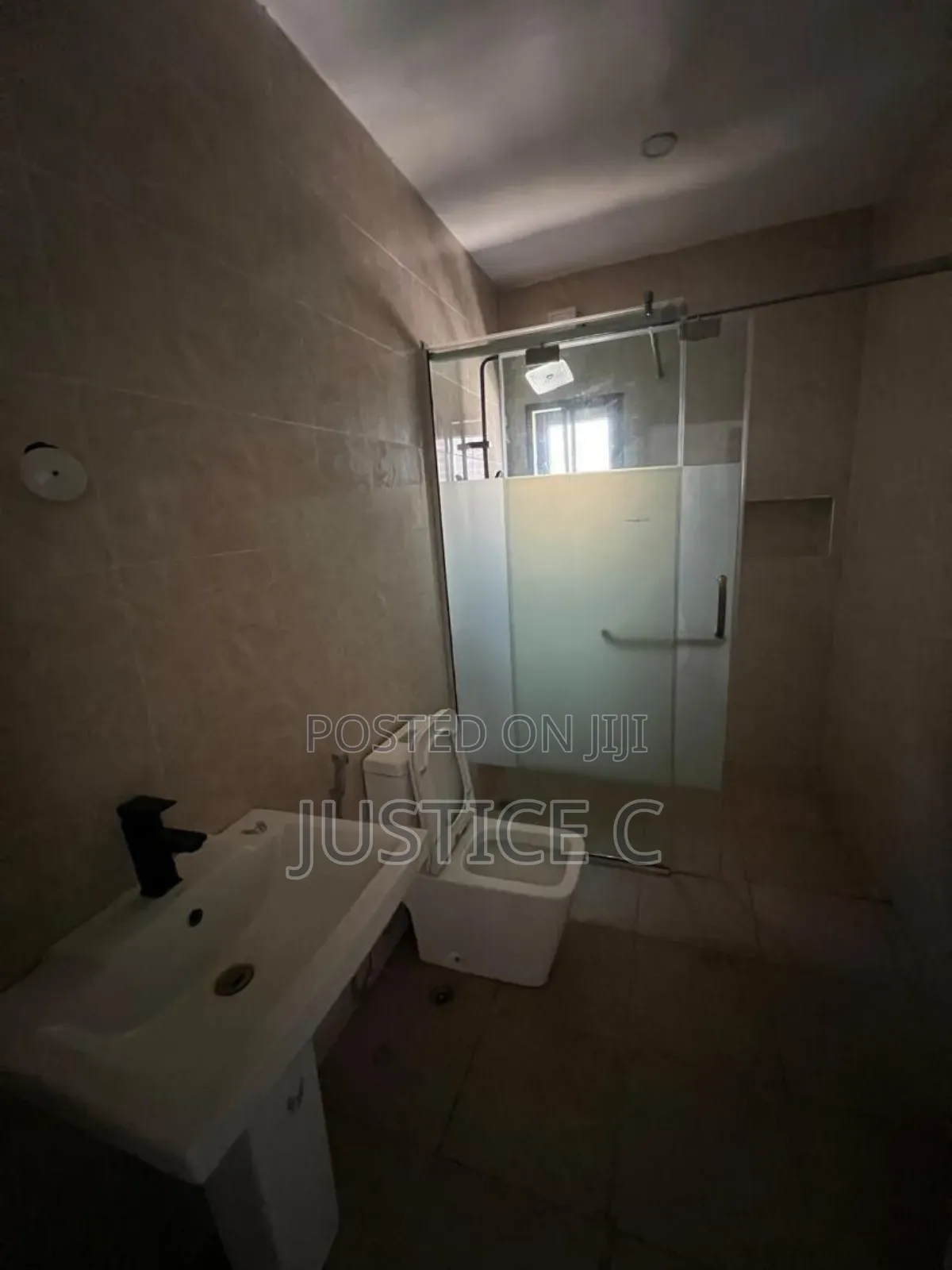4bdrm Apartment in Jahi By Gilmor for rent