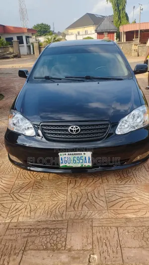 Photo - Toyota Corolla LE 2005 Black