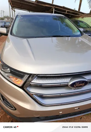 Ford Edge Titanium FWD 2018 Gold