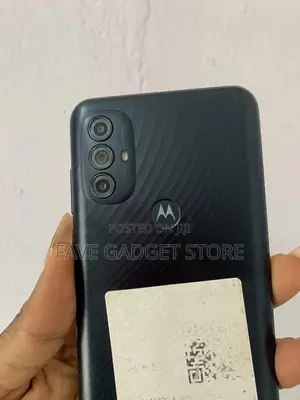 Photo - Motorola Moto G Power (2022) 64 GB Black