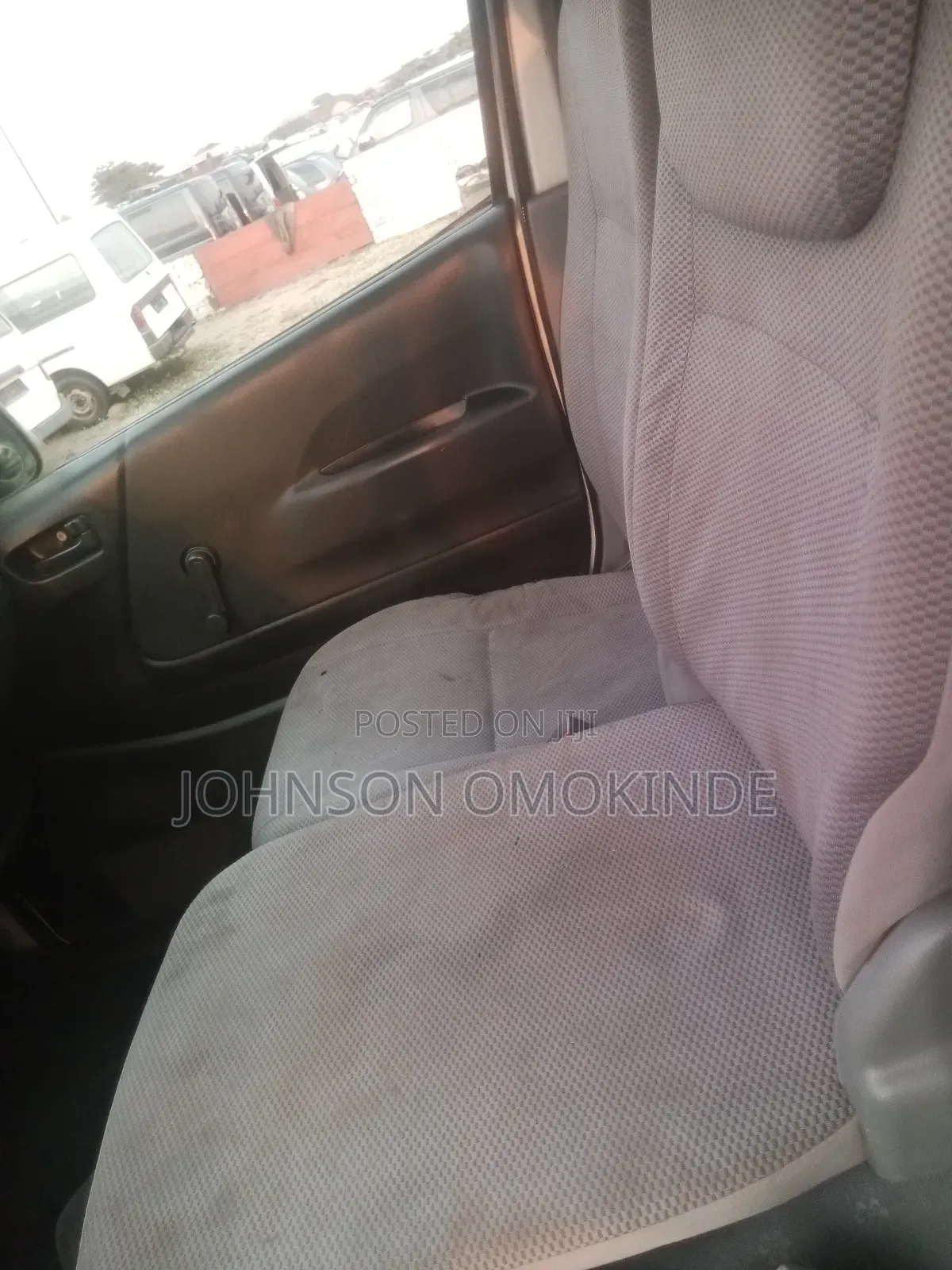 Toyota HiAce 2012 Red