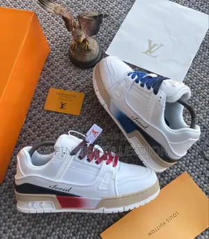 Louis Vuitton Top Quality Sneakers