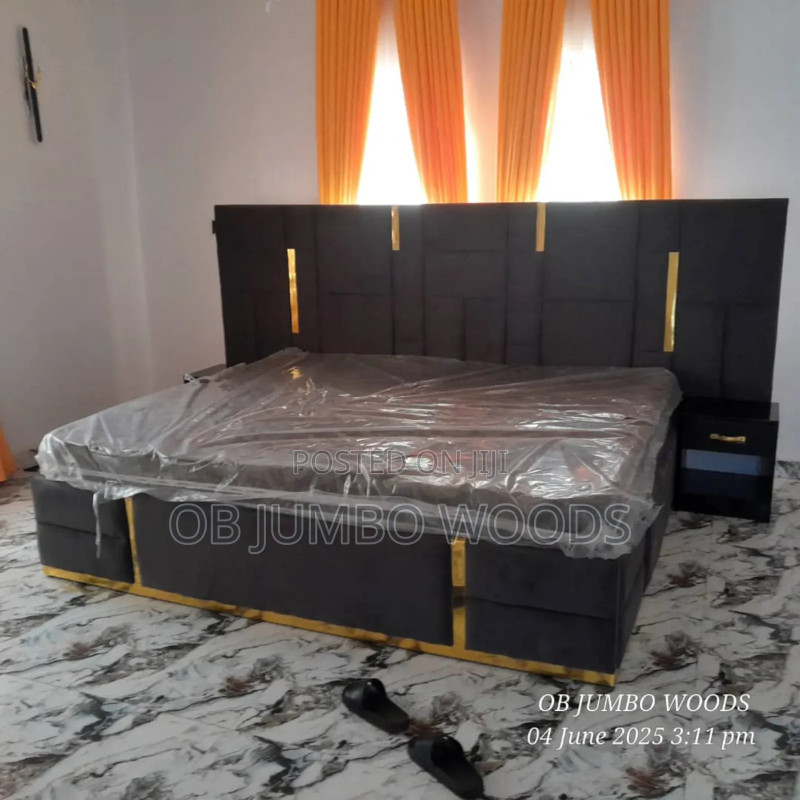 Fully Padded Luxury Bedframe With Bedside Extensions