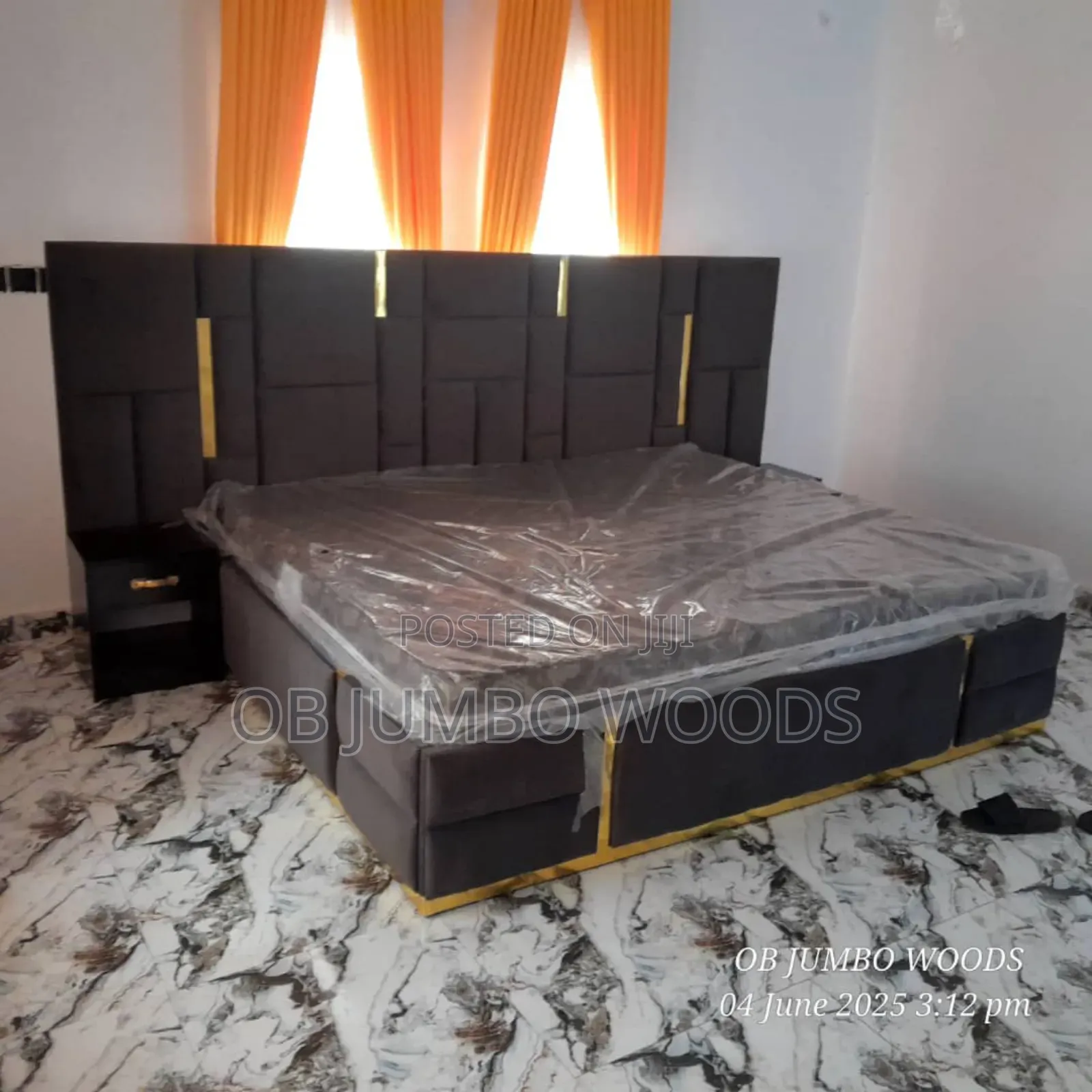 Fully Padded Luxury Bedframe With Bedside Extensions