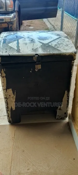Dispatch Box