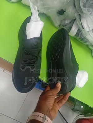 Nike Canvas