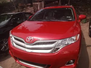 Toyota Venza V6 2011 Red