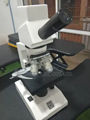 Dc-128 Compound Microscope