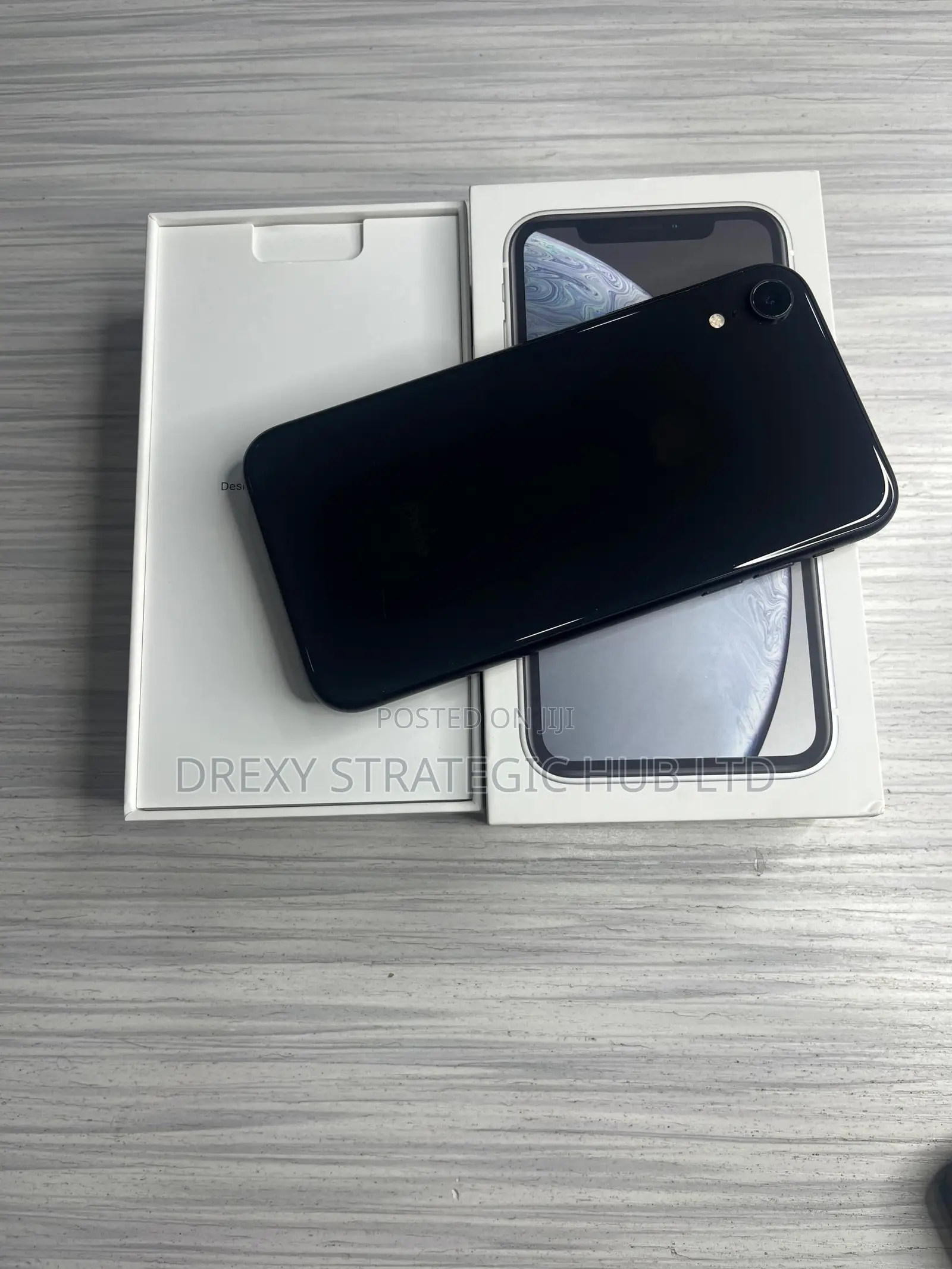 Apple iPhone XR 64 GB Black