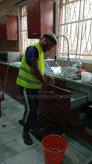 Deep Cleaning Service