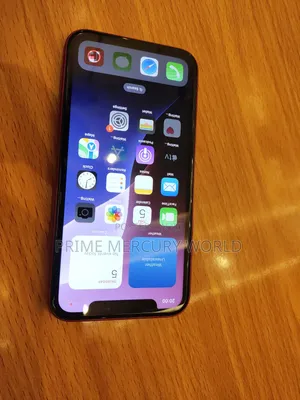 Apple iPhone XR 64 GB Red