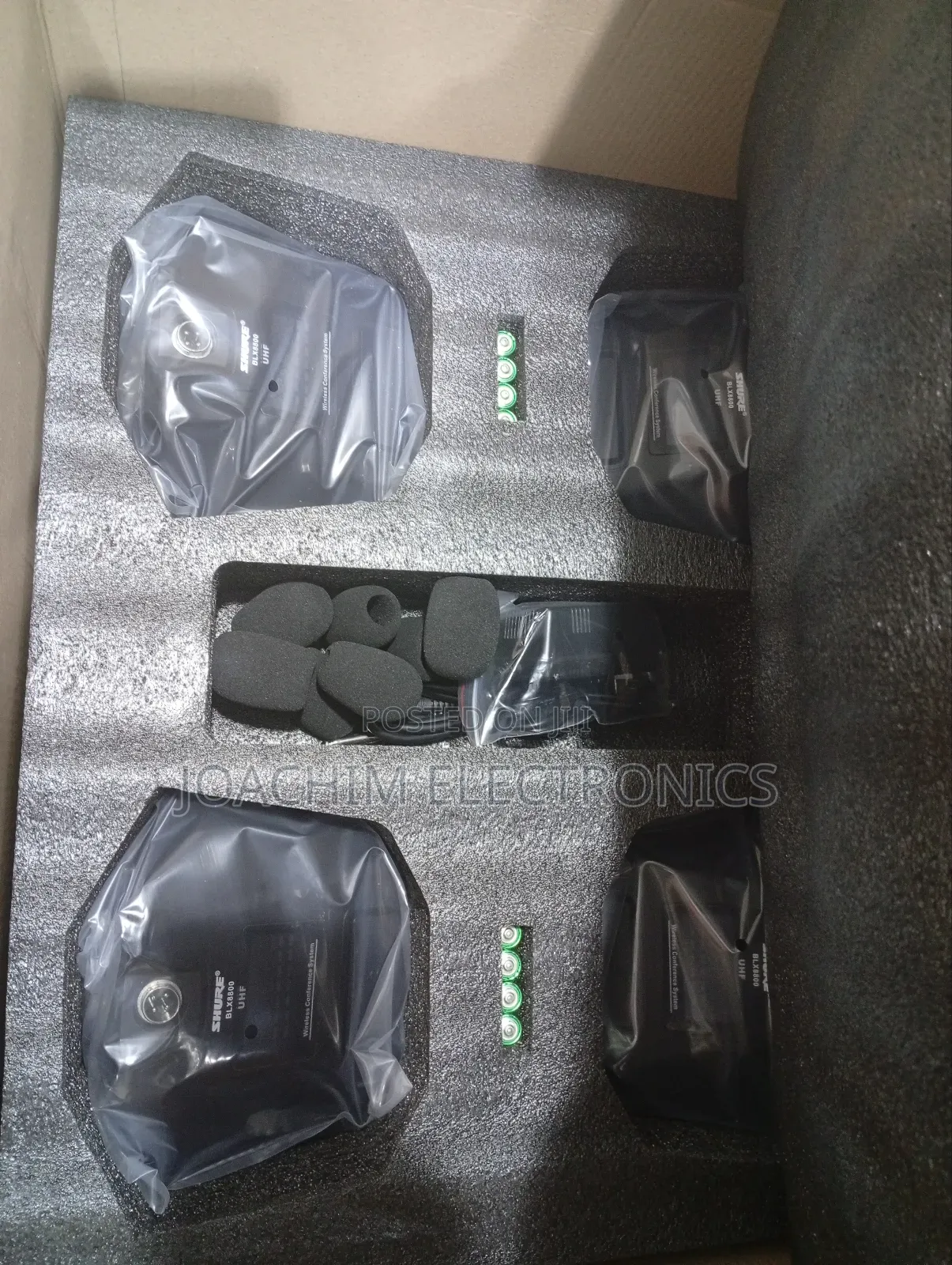 Shure 8 in 1 Professional Wireless Conference Microphone
