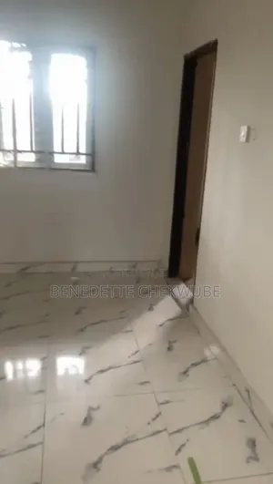 2bdrm Block of Flats in Radio Estate, Port-Harcourt for rent
