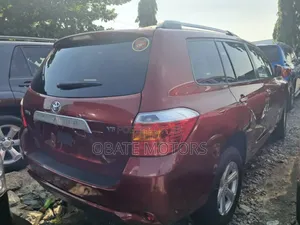 Toyota Highlander Limited 2010 Red