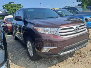 Toyota Highlander Limited 3.5l 4WD 2013 Brown