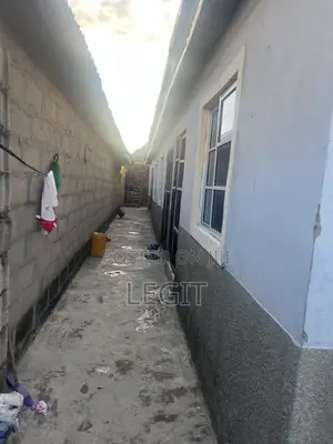 1bdrm Block of Flats in Minna for sale