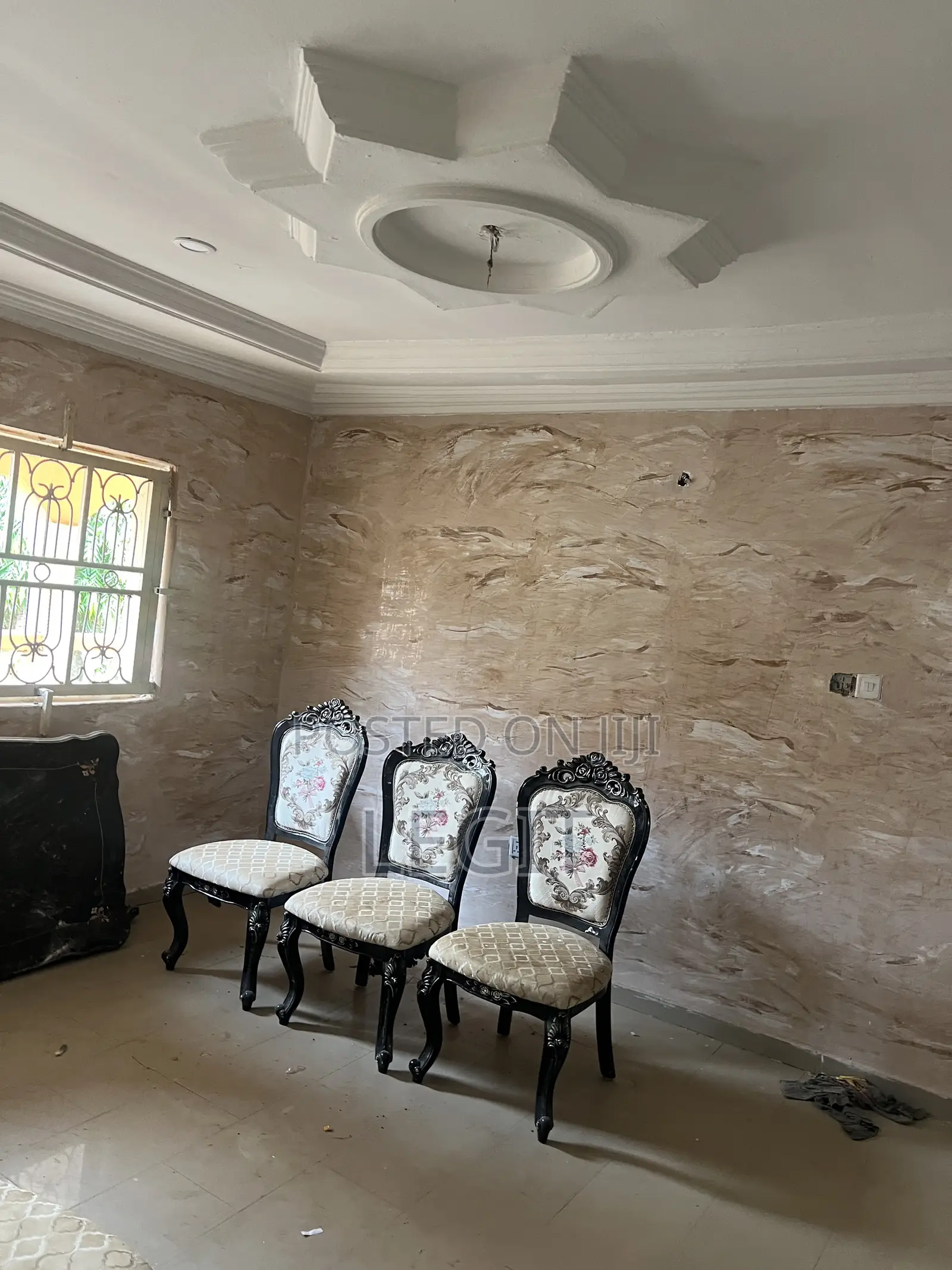 3bdrm Bungalow in Minna for sale