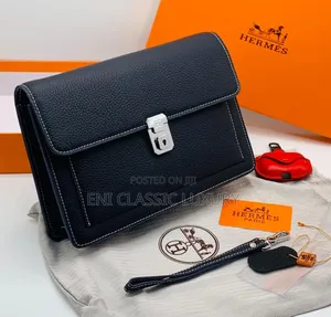 Photo - 💯 Quality Leather Luxury Men's Bags Hermes Well Branded