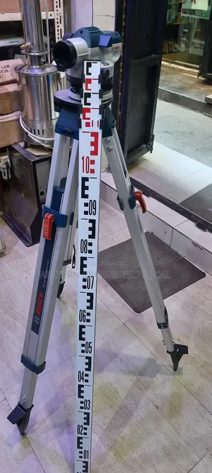 Photo - Bosch Gol 32d Optical Leveller / Survey