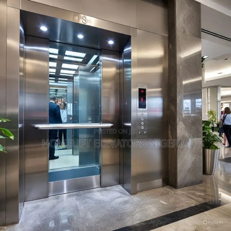 Top Hotel Elevator Passenger