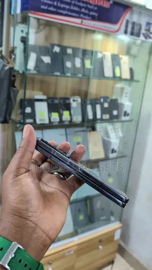 Samsung Galaxy Z Fold4 1 TB Black