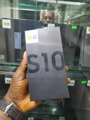 New Samsung Galaxy S10 128 GB