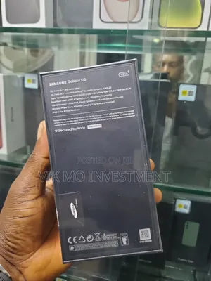 New Samsung Galaxy S10 128 GB
