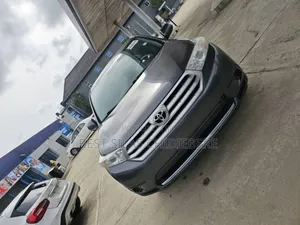Toyota Highlander 2013 Gray