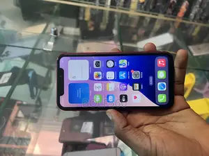 Apple iPhone 11 64 GB Red