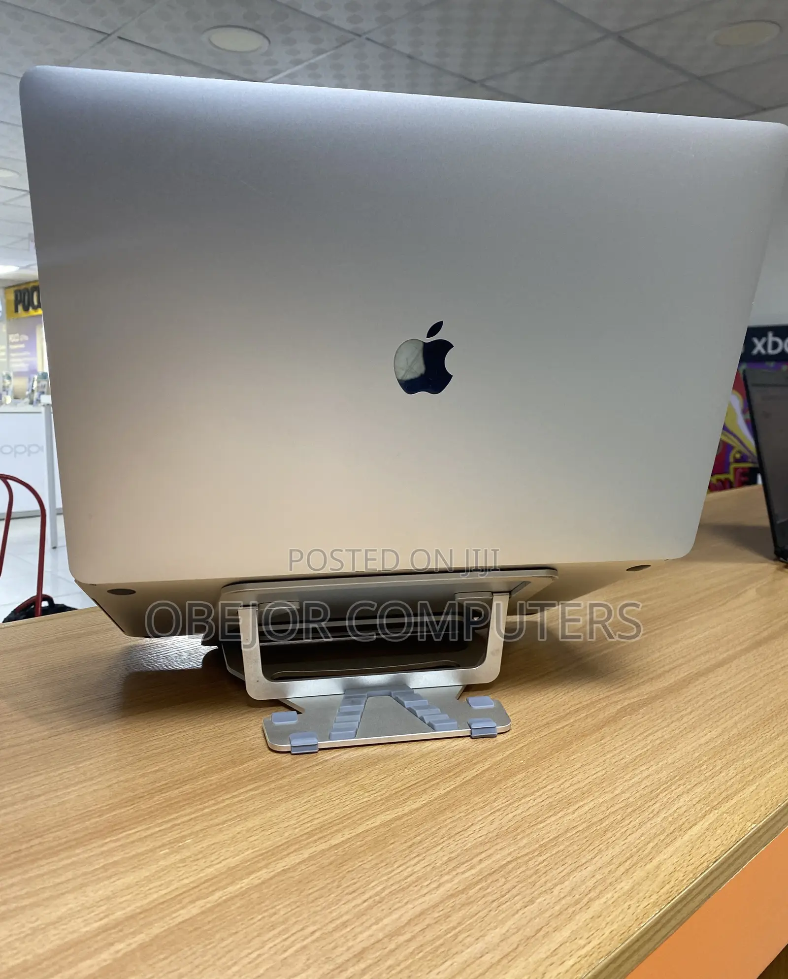 Laptop Apple MacBook Pro 2019 16GB Intel Core I7 SSD 512GB