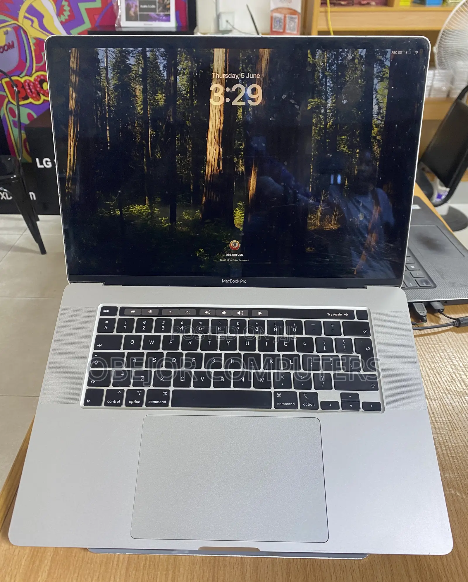 Laptop Apple MacBook Pro 2019 16GB Intel Core I7 SSD 512GB