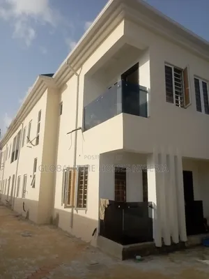 3bdrm Duplex in In A Secured Estate for rent