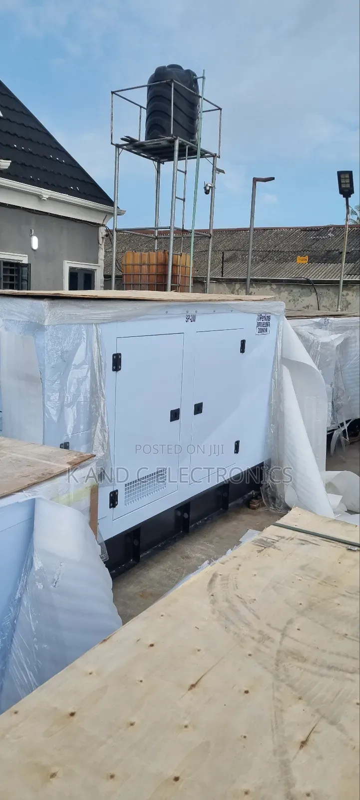 Perkins 200kva Soundproof Diesel Generator