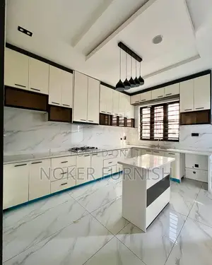 Home Kitchen Cabinet With Islander