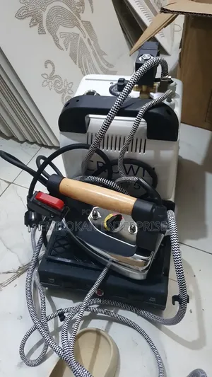 Industrial Steaming Iron With Water Tank