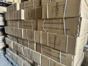 8 Legs Delivery Bed