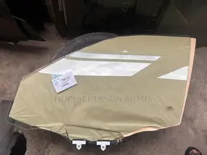 Front Door Glass Highlander 2020 Model