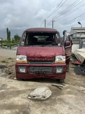 Suzuki Every 2010 Red