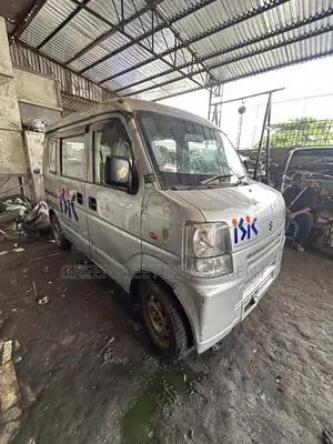 Suzuki Every 2012 Grey