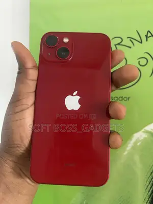 Apple iPhone 13 128 GB Red