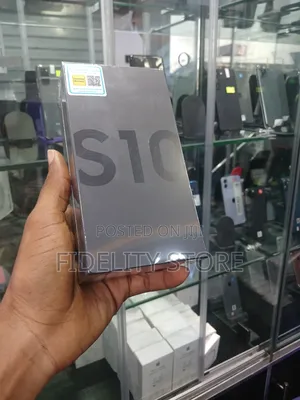 New Samsung Galaxy S10 128 GB Black