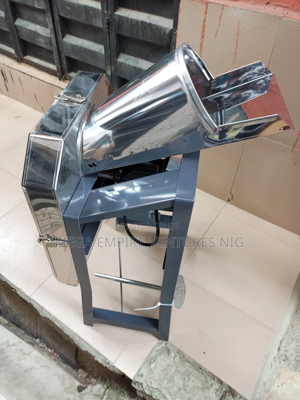 Plantain Sterm Cutter