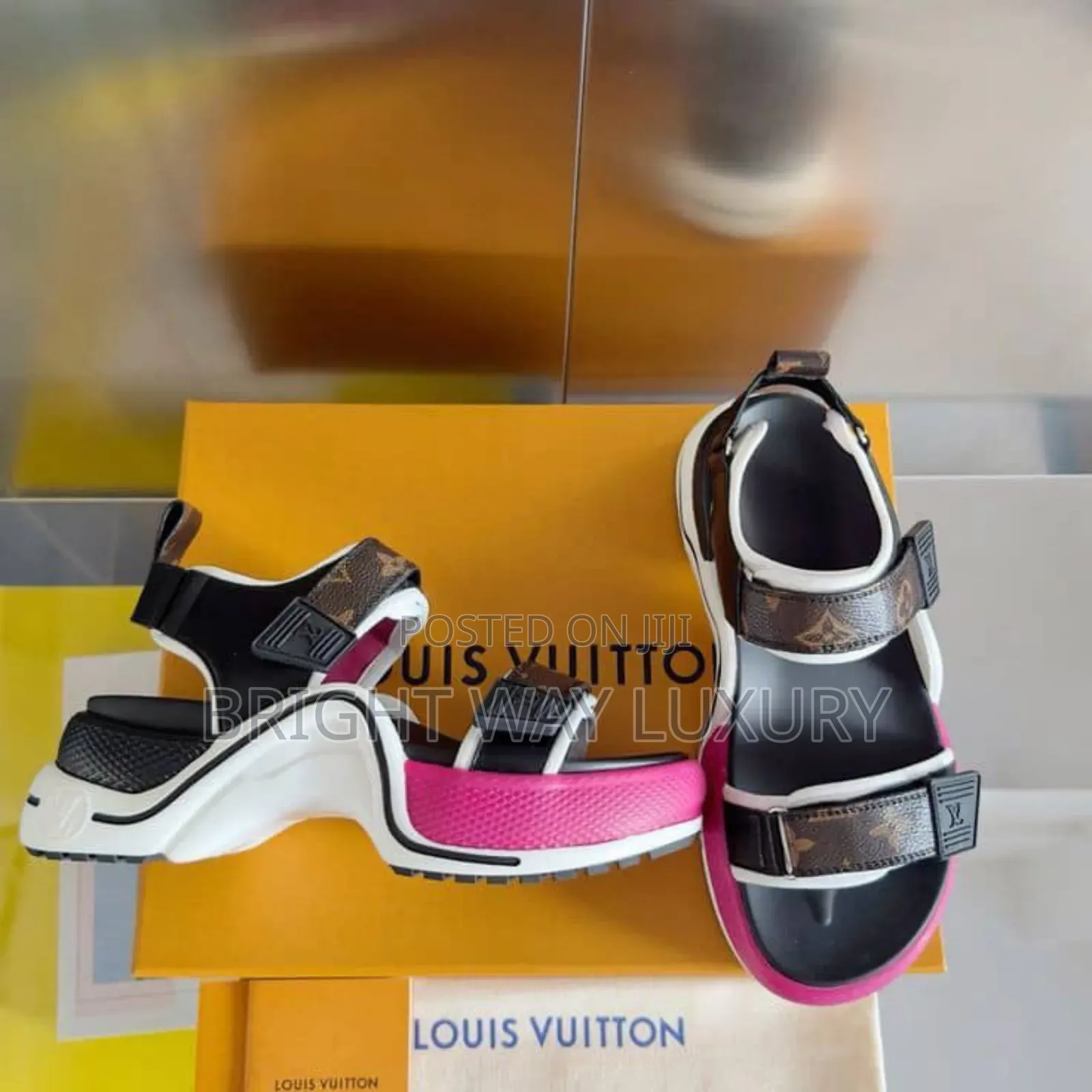Louis Vuitton Luxury Sandal Colour Dispaly
