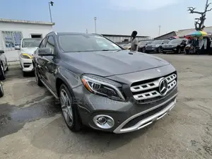Mercedes-Benz GLA 250 2017 Gray