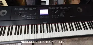Uk Used Yamaha DGX 660