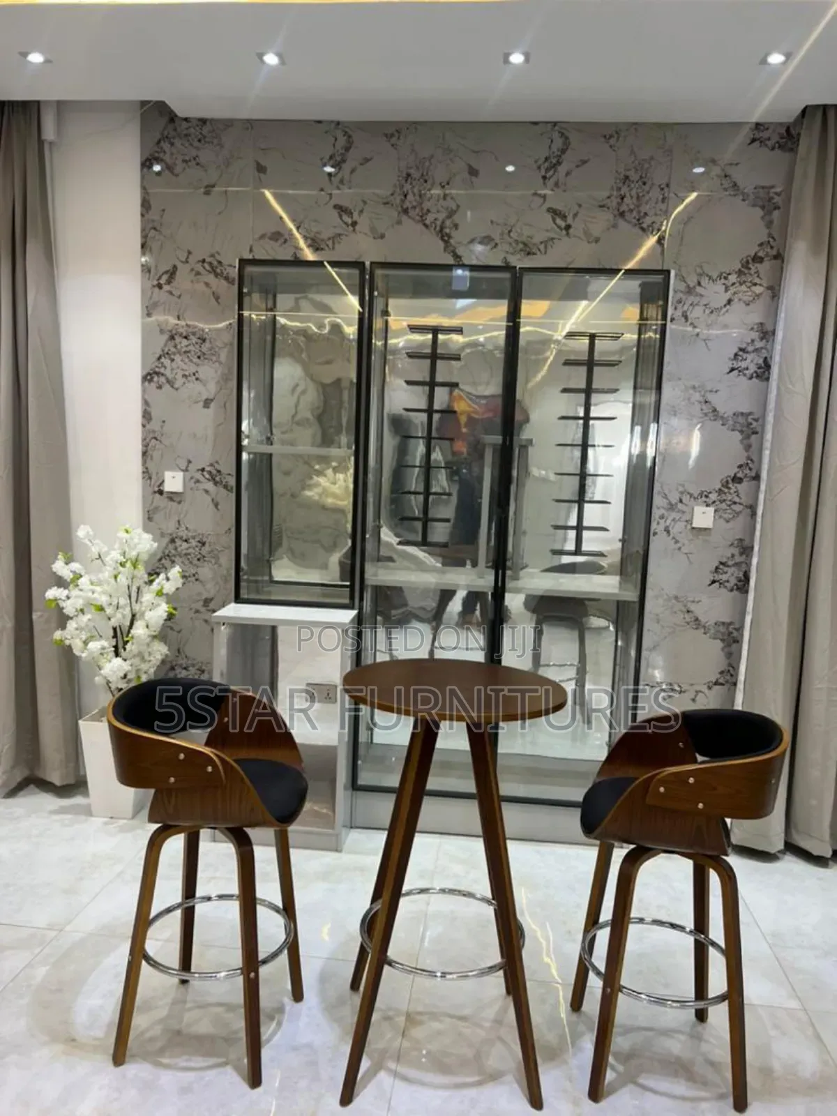 Bar Chair and Table