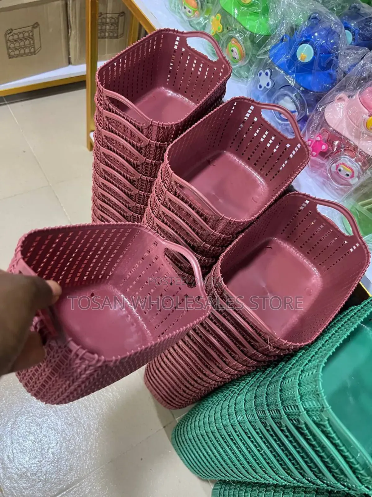 Mini Wooven Plastic Basket (12pcs)